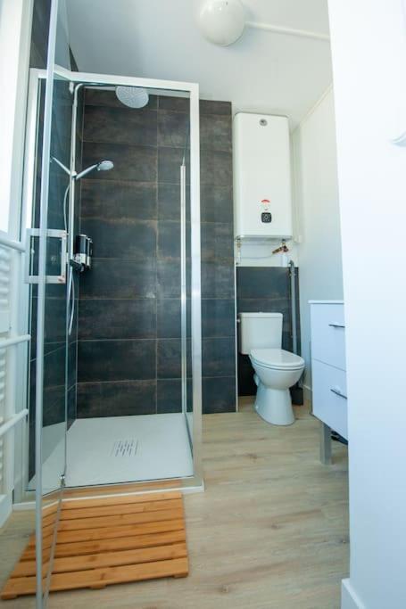 Appartement Proche Gare Routiere Fougères Kültér fotó